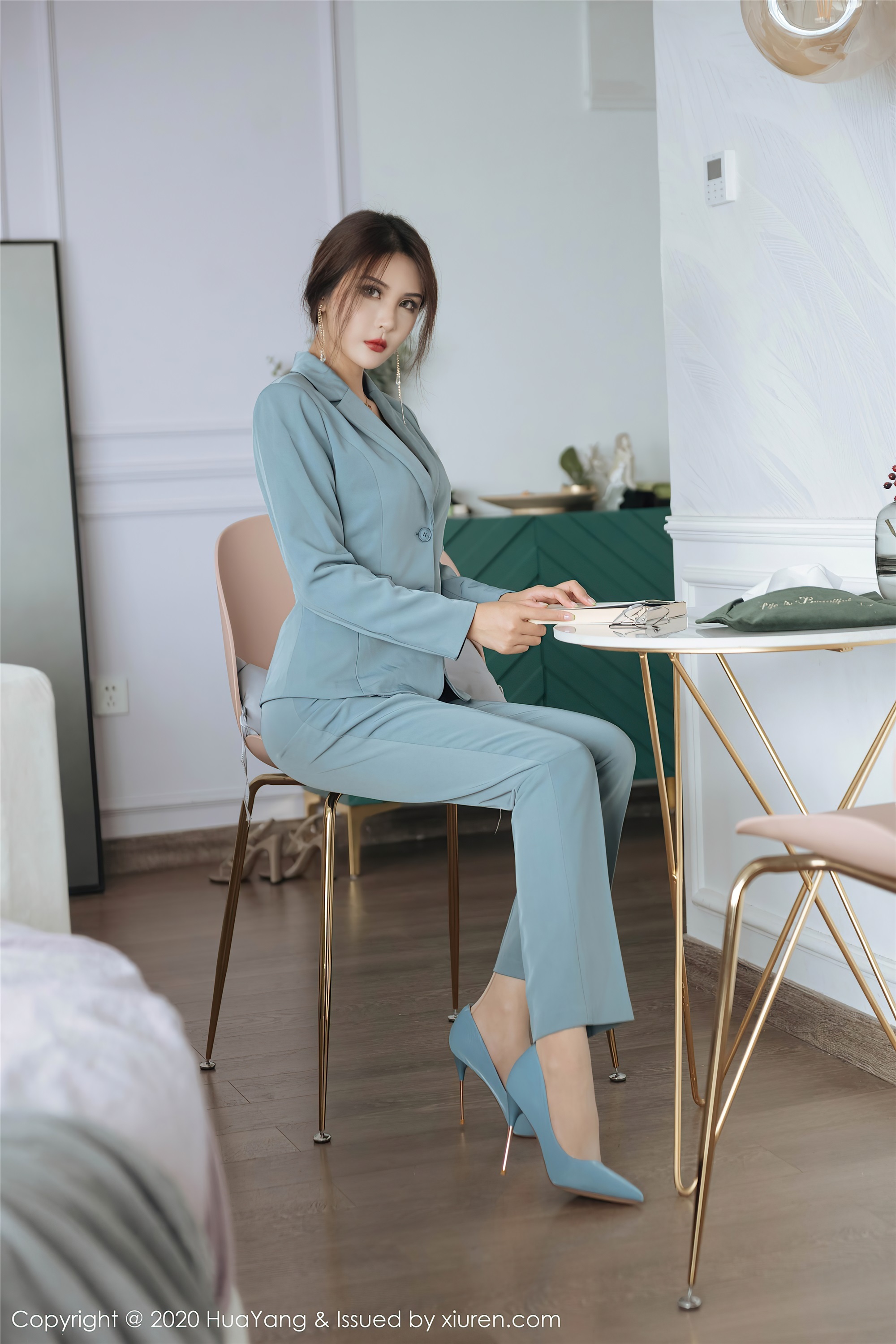 HuaYang花漾 2020.09.22 Vol.295 Emily顾奈奈